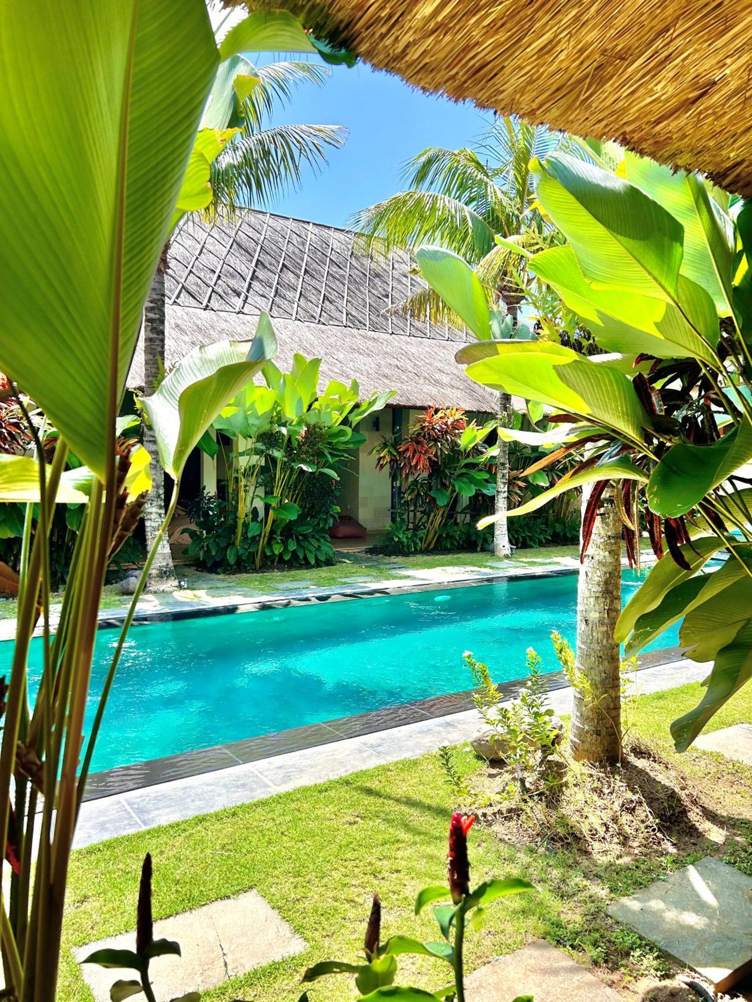 Karmagali Suites Adults Only & Private Pool Family Villas Санур Экстерьер фото