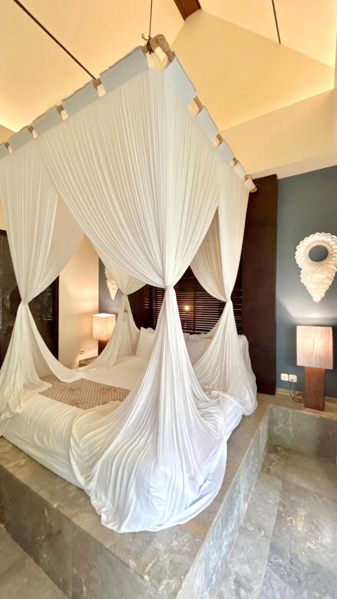 Karmagali Suites Adults Only & Private Pool Family Villas Санур Экстерьер фото