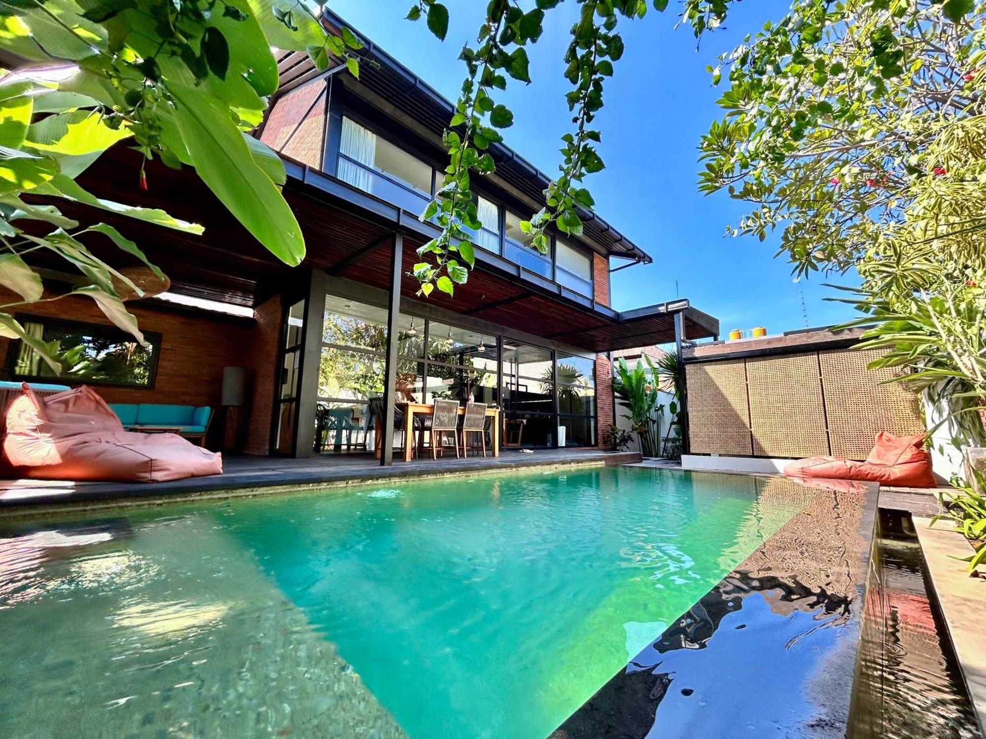 Karmagali Suites Adults Only & Private Pool Family Villas Санур Экстерьер фото
